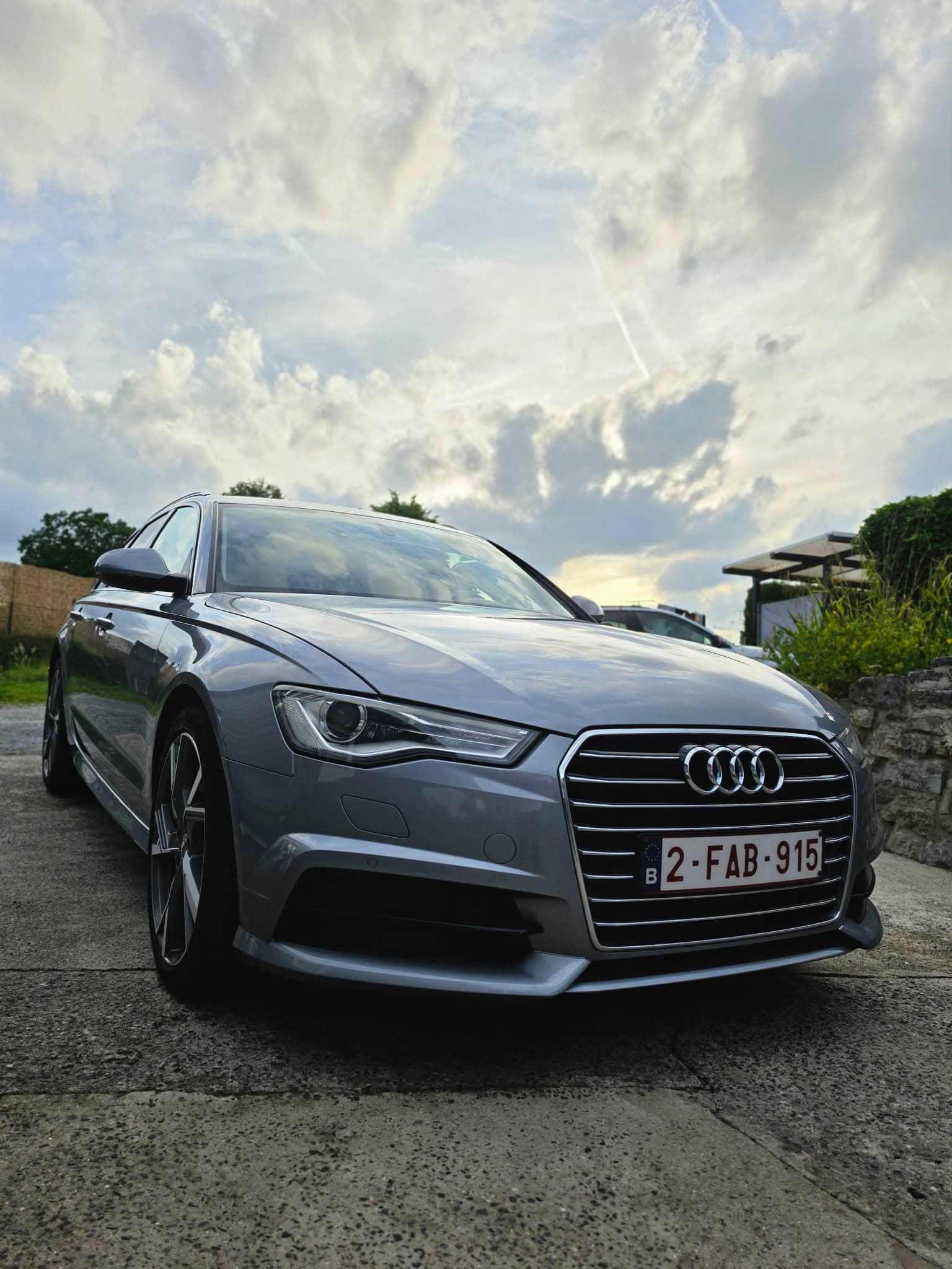 Carrosserie Audi après lavage extérieur ANR Detailing